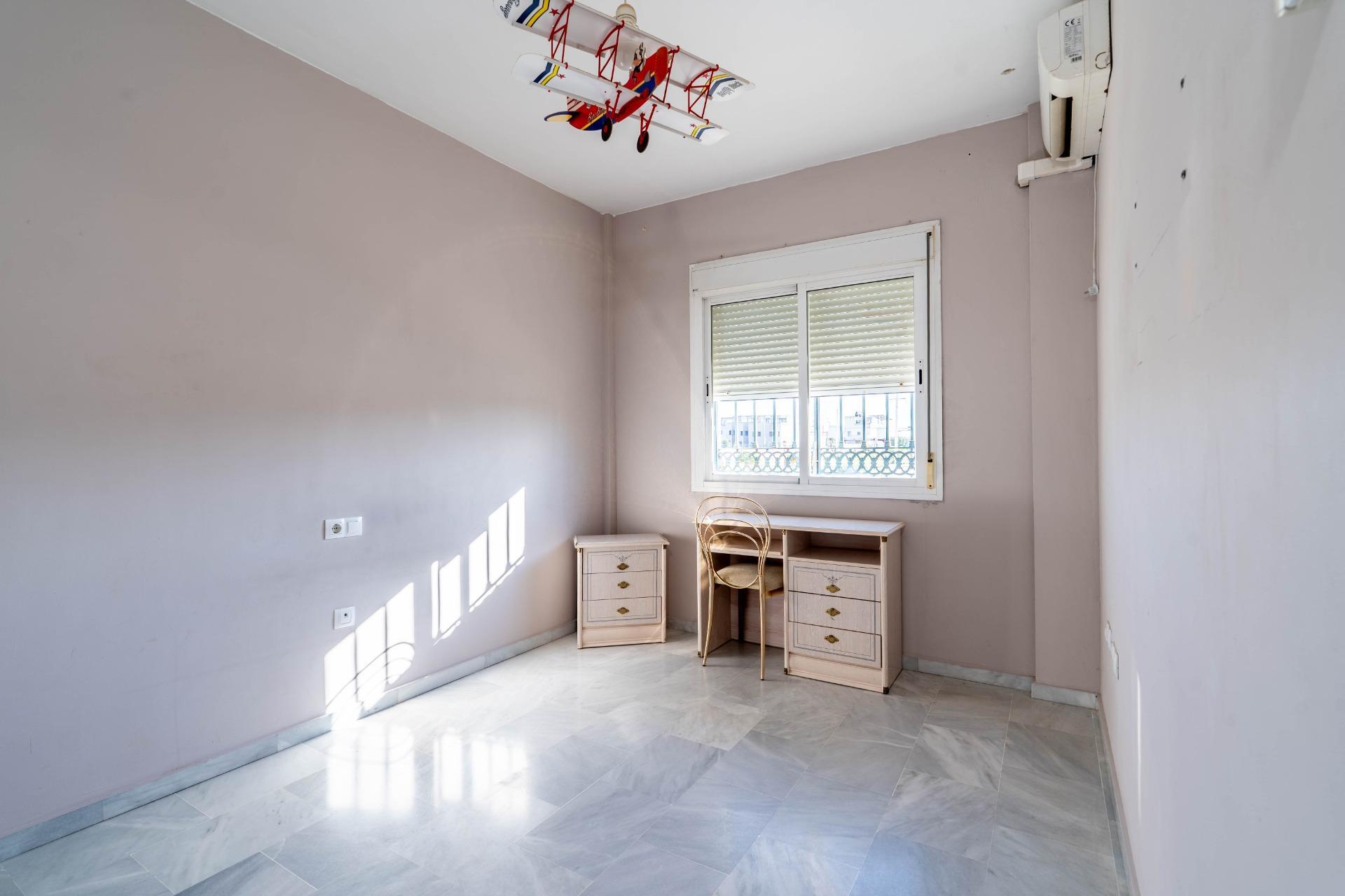 Oportunidad pareado en Avenida Torrejón