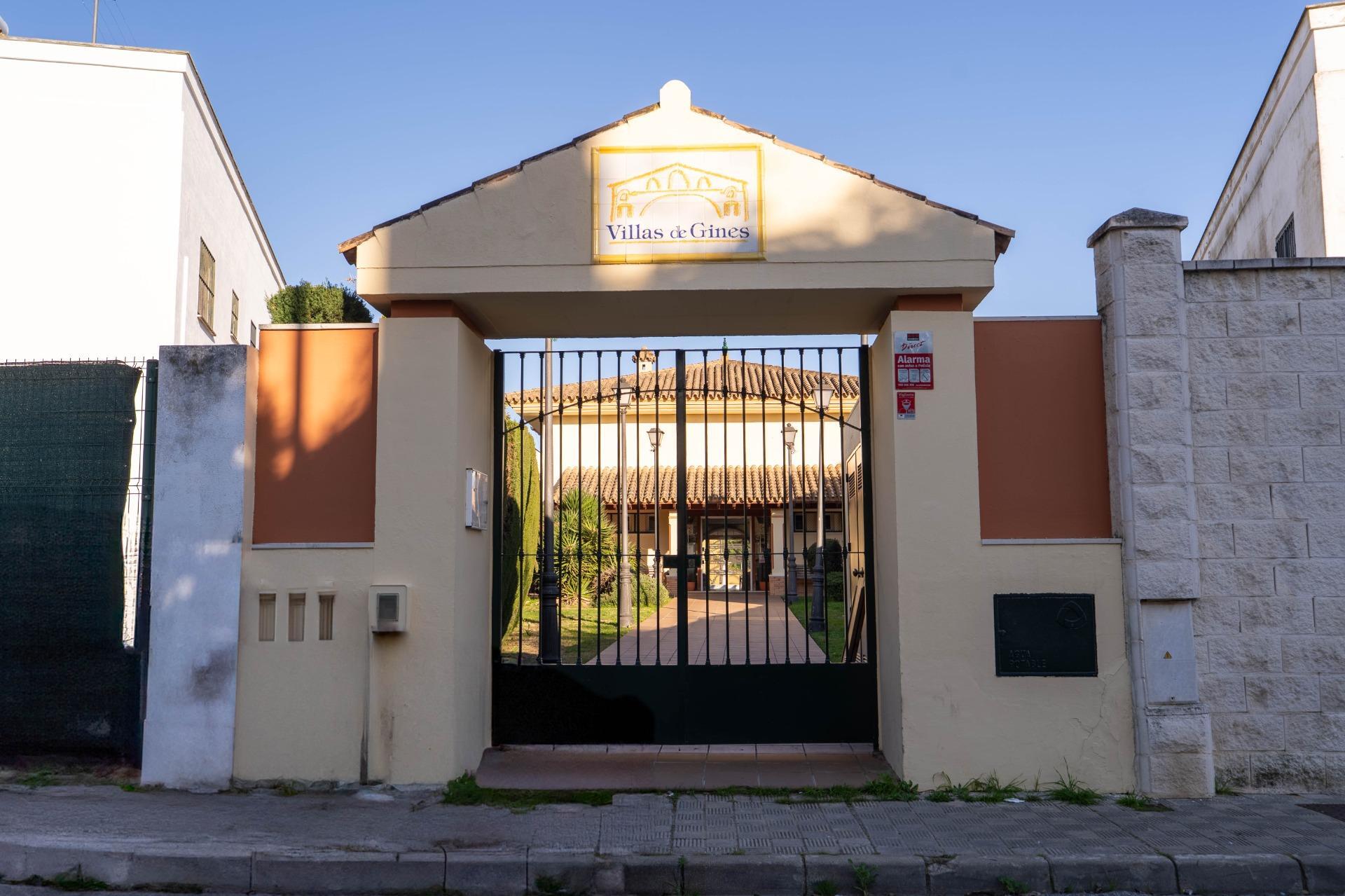 Oportunidad pareado en Avenida Torrejón