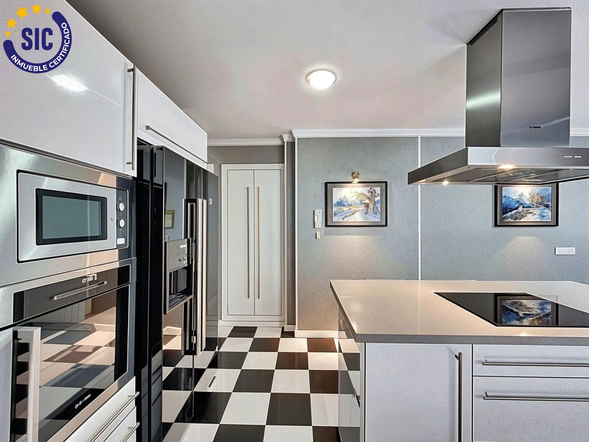 Tu nuevo hogar en Atalaya del Levante: confort, amplitud y piscina privada