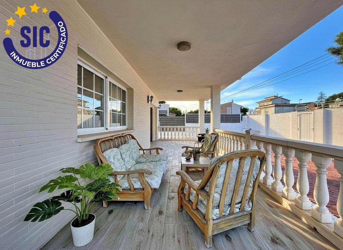 Tu nuevo hogar en Atalaya del Levante: confort, amplitud y piscina privada