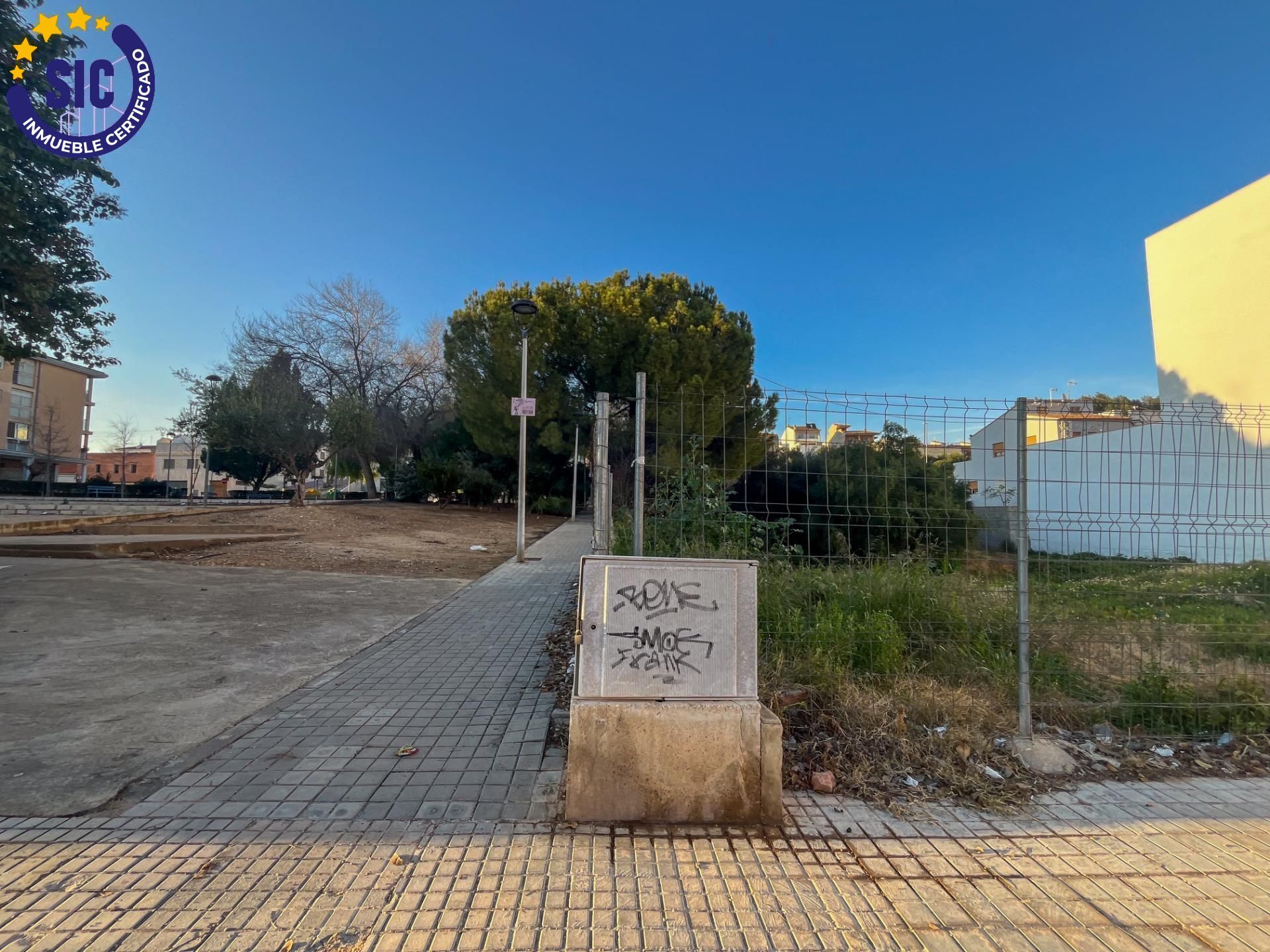 Solar urbano para promoción residencial en L?Alcúdia de Crespins (Valencia)