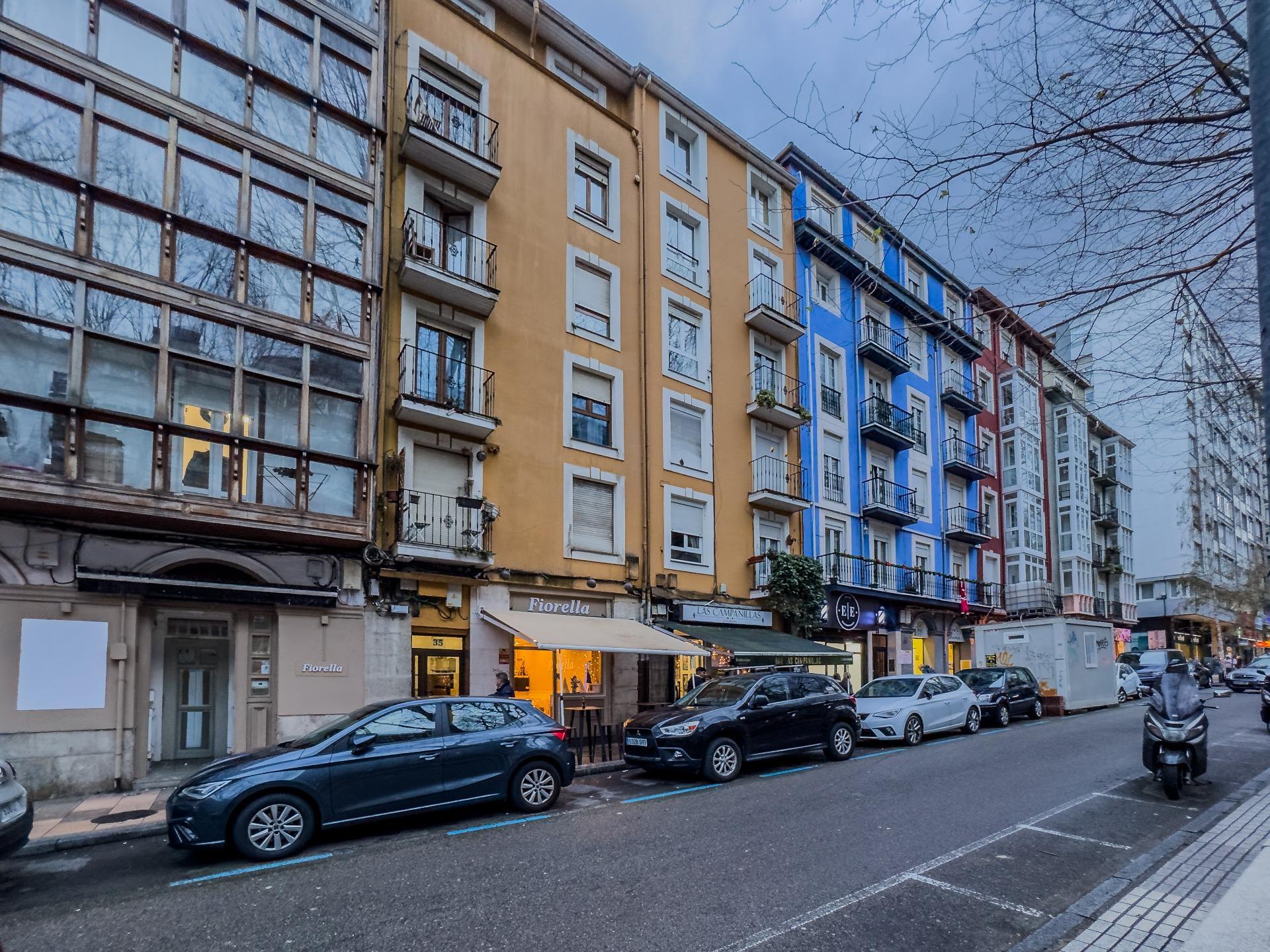 Exclusivo piso en el corazón de Santander ? Zona Vargas / San Fernando