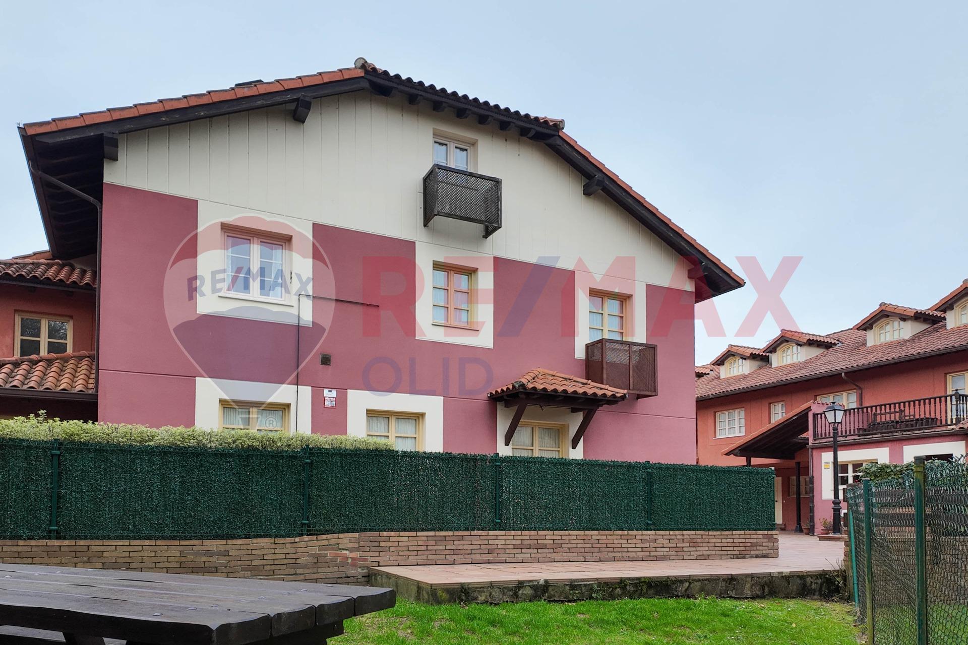 PISO CON GARAJE EN Pº DE ESTRADA EN COMILLAS