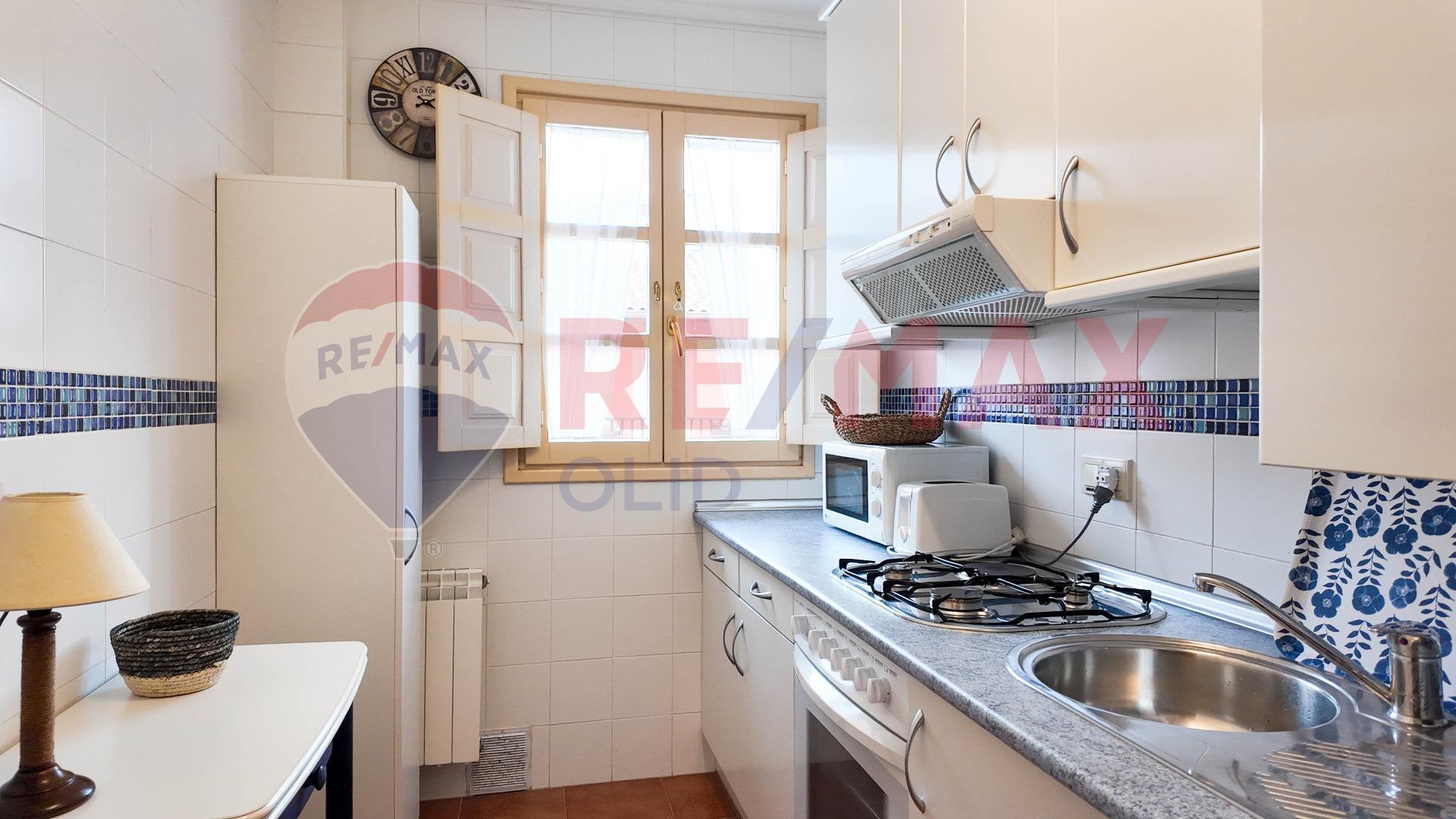 PISO CON GARAJE EN Pº DE ESTRADA EN COMILLAS