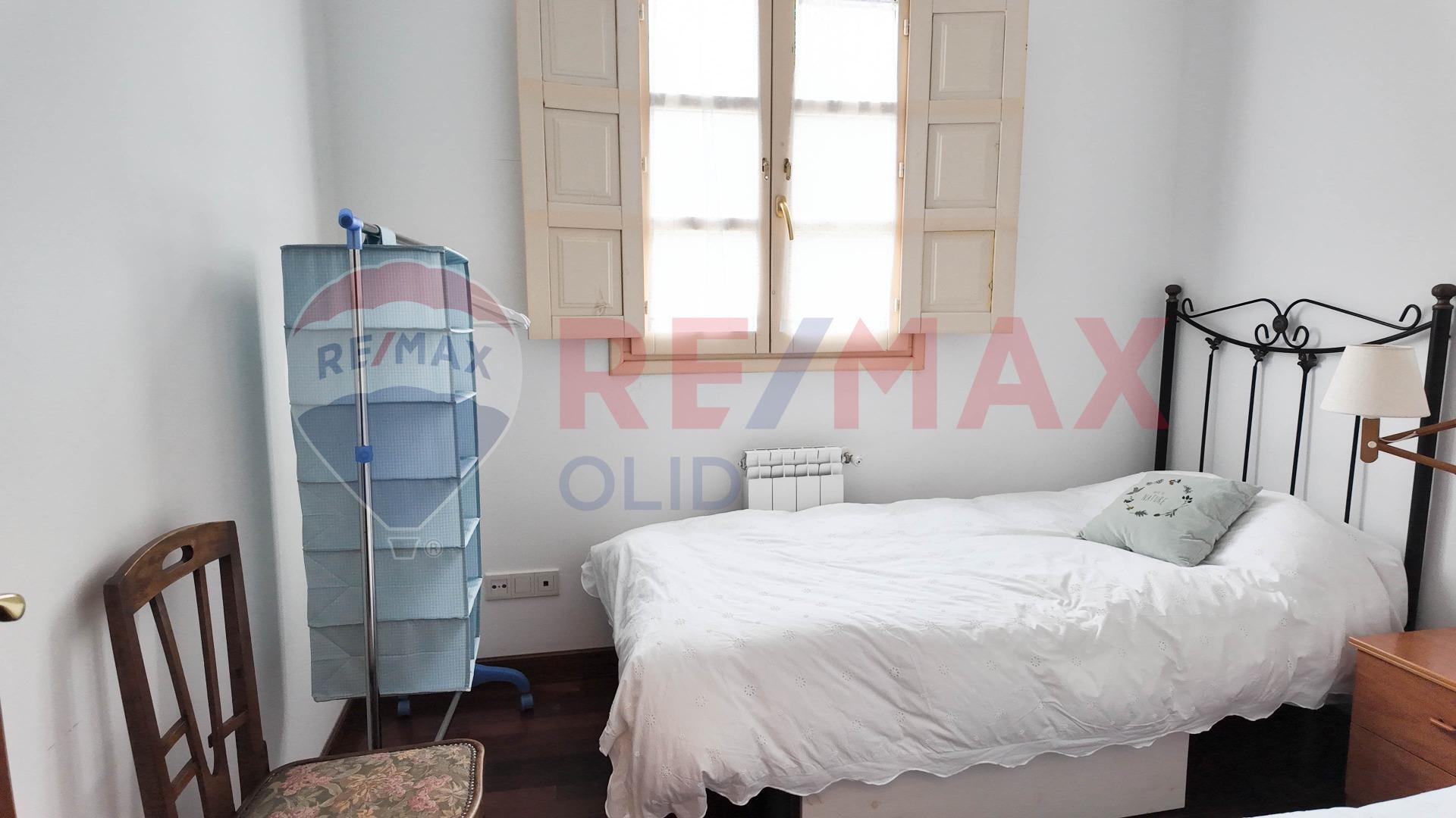 PISO CON GARAJE EN Pº DE ESTRADA EN COMILLAS