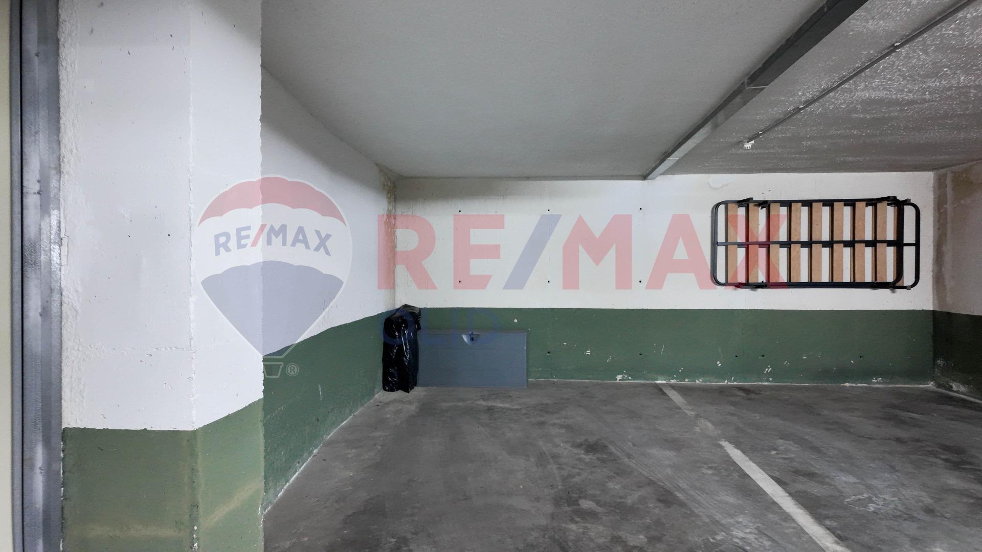 PISO CON GARAJE EN Pº DE ESTRADA EN COMILLAS