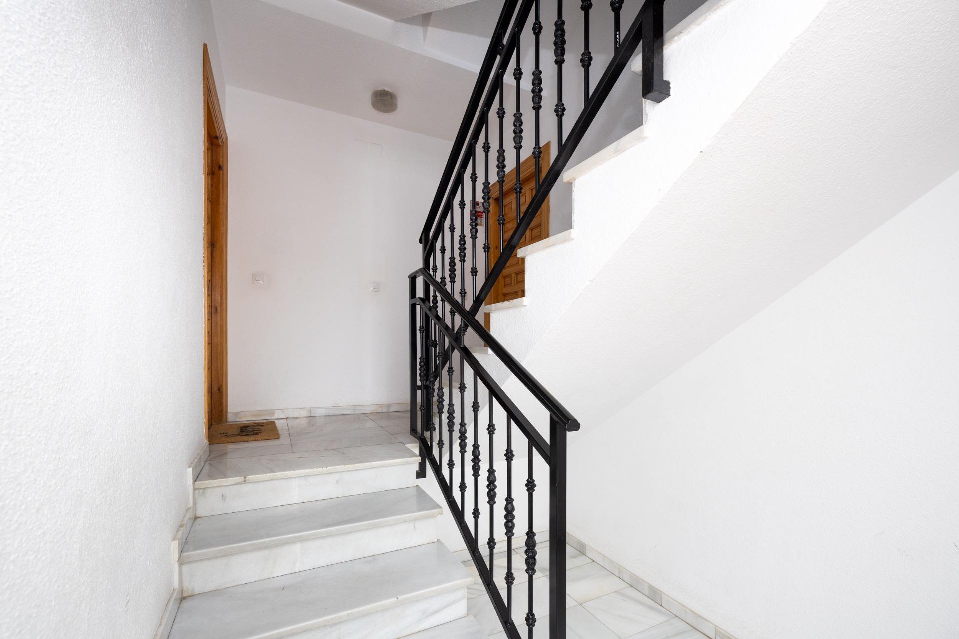 Pisos-Venta-La Zubia-2113674-Foto-4