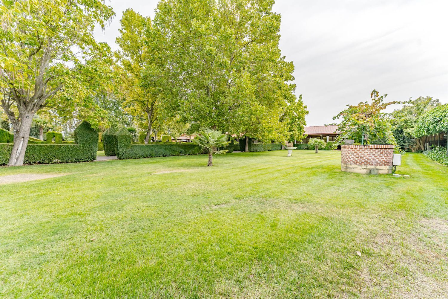 Edificios-Venta-Laguna de Duero-2114032-Foto-30