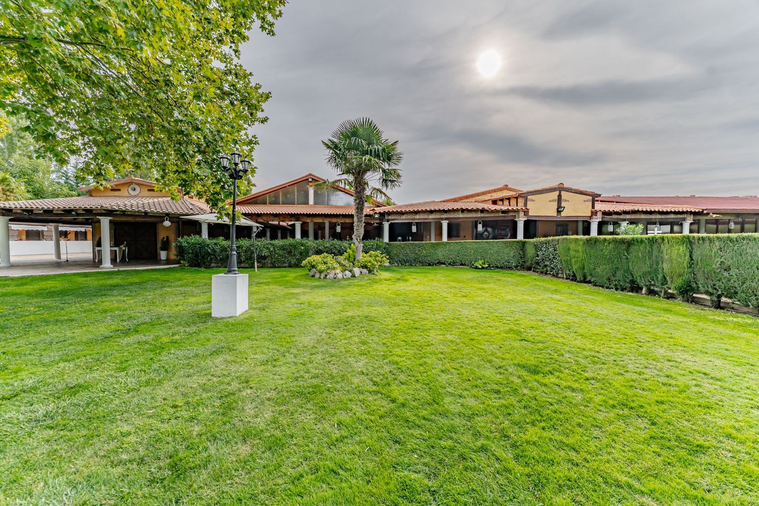 Edificios-Venta-Laguna de Duero-2114032-Foto-46