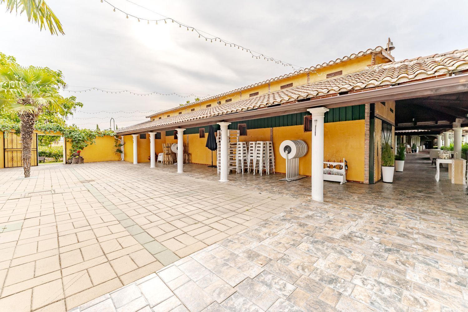 Edificios-Venta-Laguna de Duero-2114032-Foto-48