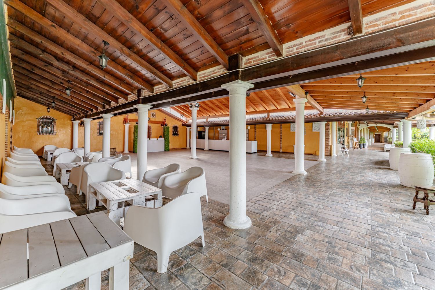 Edificios-Venta-Laguna de Duero-2114032-Foto-58