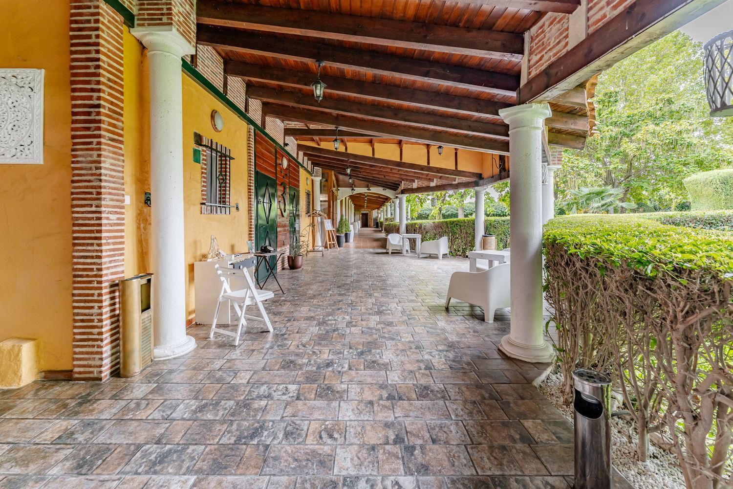 Edificios-Venta-Laguna de Duero-2114032-Foto-64