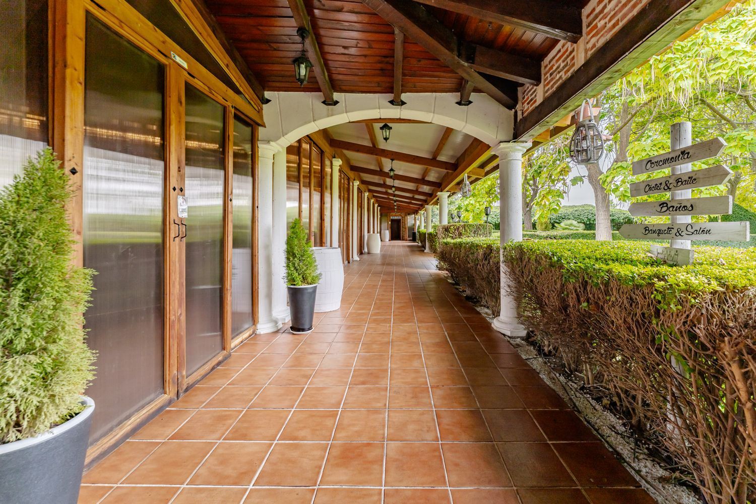 Edificios-Venta-Laguna de Duero-2114032-Foto-67