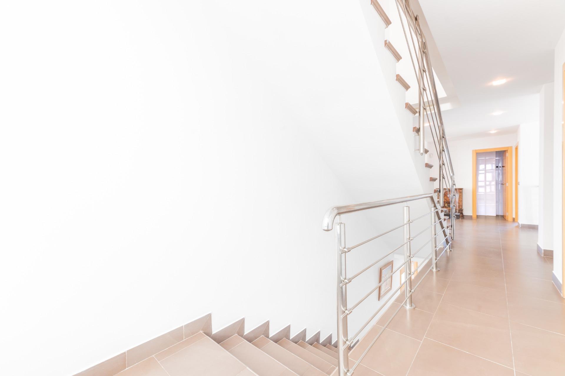 Chalet de Lujo con Vistas Privilegiadas y Estilo de Vida Exclusivo