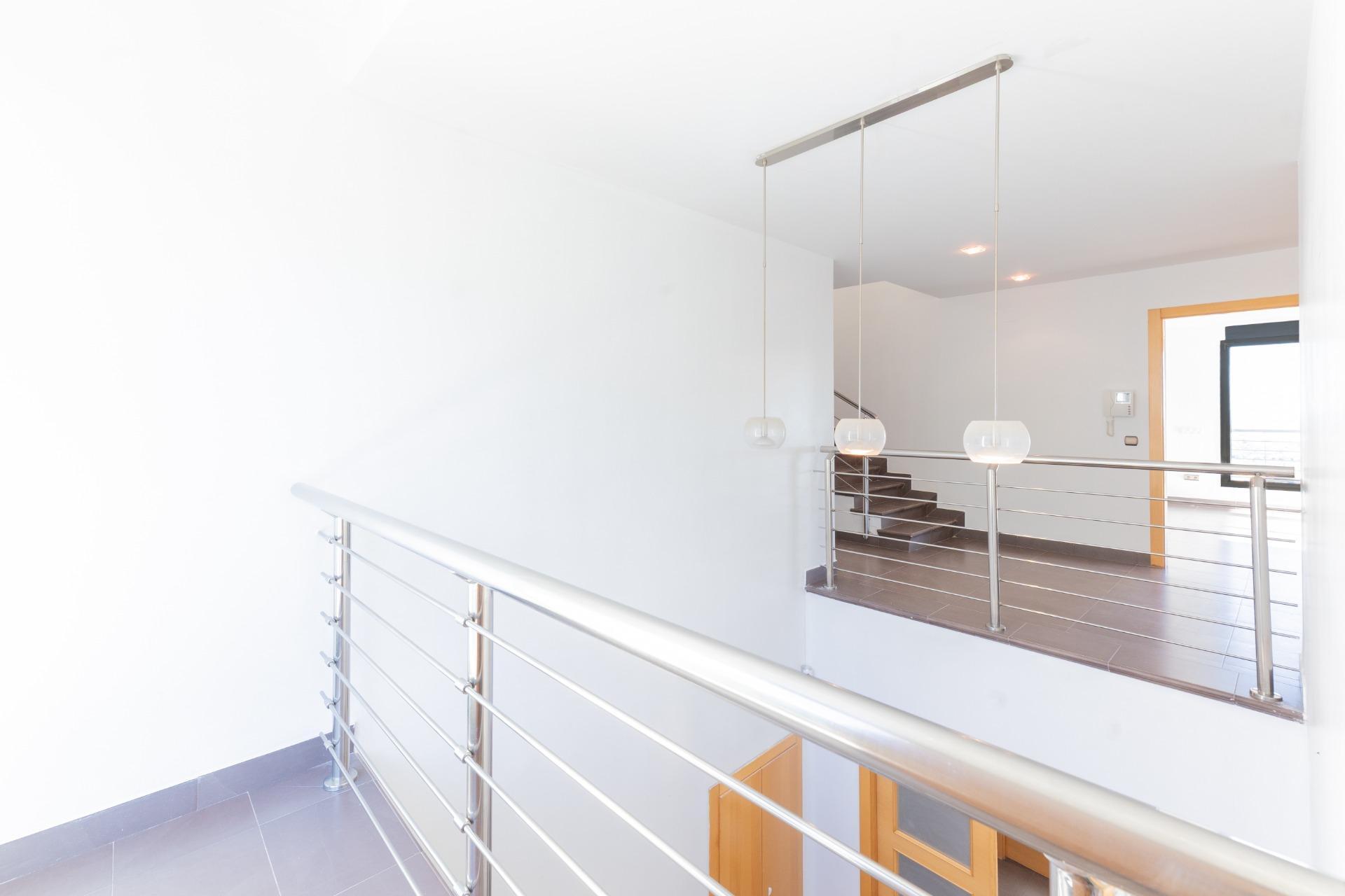 Chalet de Lujo con Vistas Privilegiadas y Estilo de Vida Exclusivo