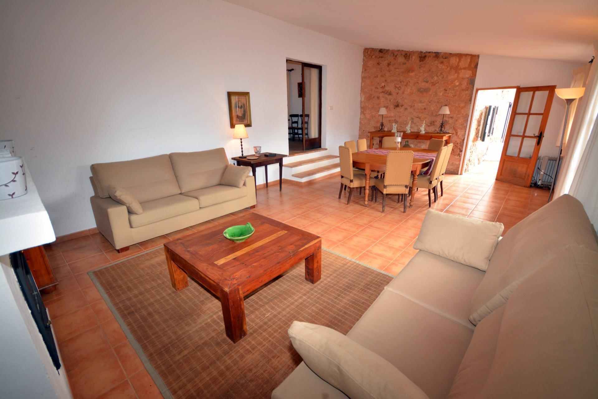 ENCANTADORA FINCA RÚSTICA EN CASA BLANCA