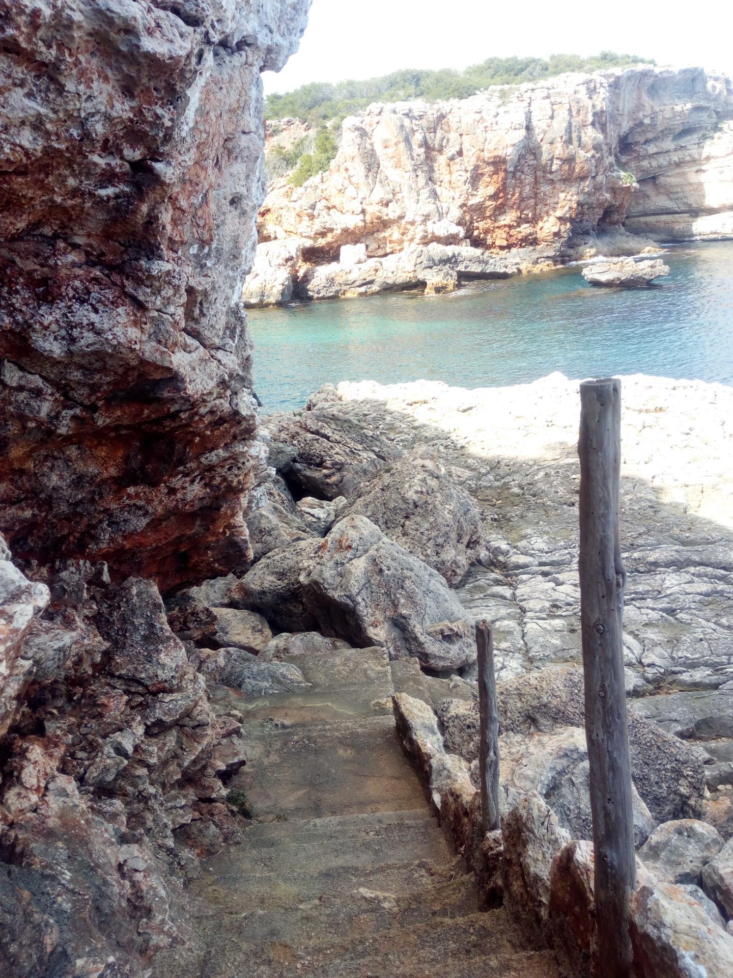 Singular pareado en el parque natural de Mondragó