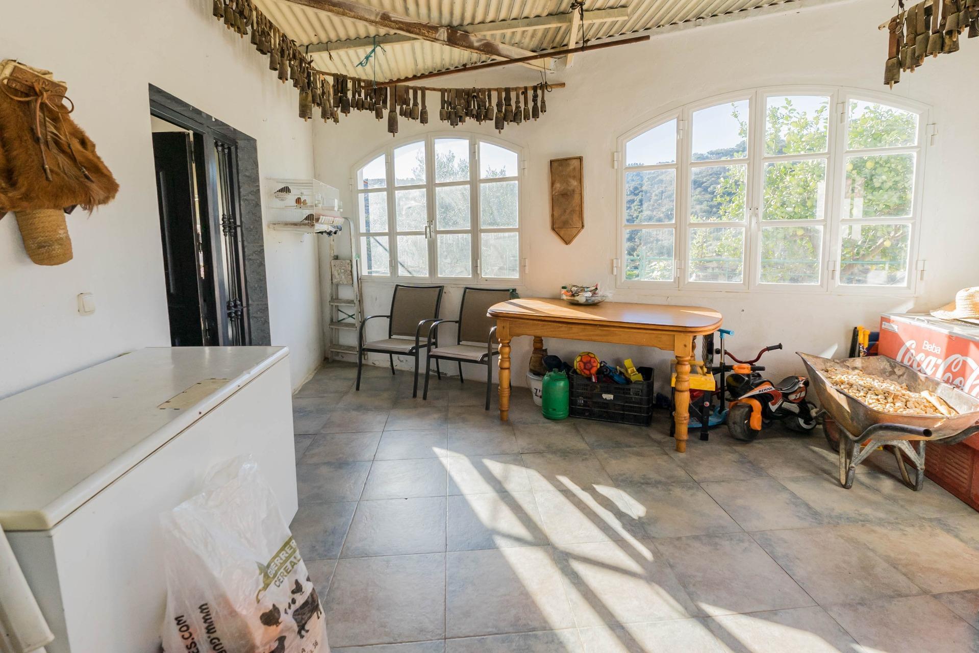 Encantadora Casa con Terreno en Tolox, Costa del Sol