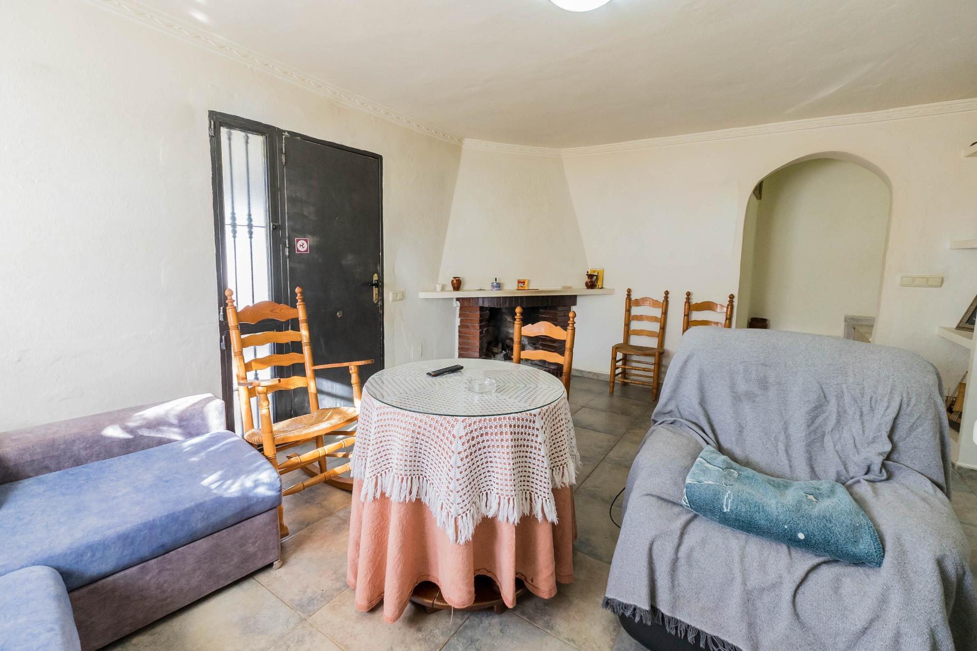 Encantadora Casa con Terreno en Tolox, Costa del Sol