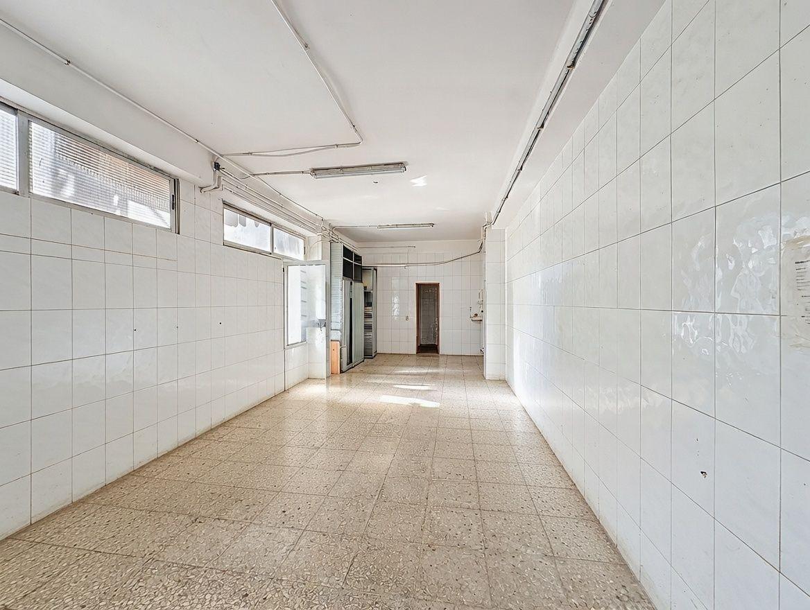 Oportunidad estratégica: local comercial de alto impacto en Valencia ? Zona La Saïdia