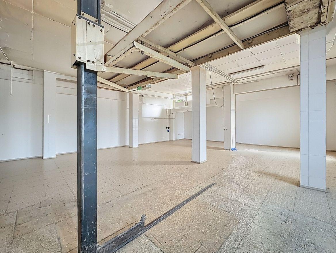 Oportunidad estratégica: local comercial de alto impacto en Valencia ? Zona La Saïdia