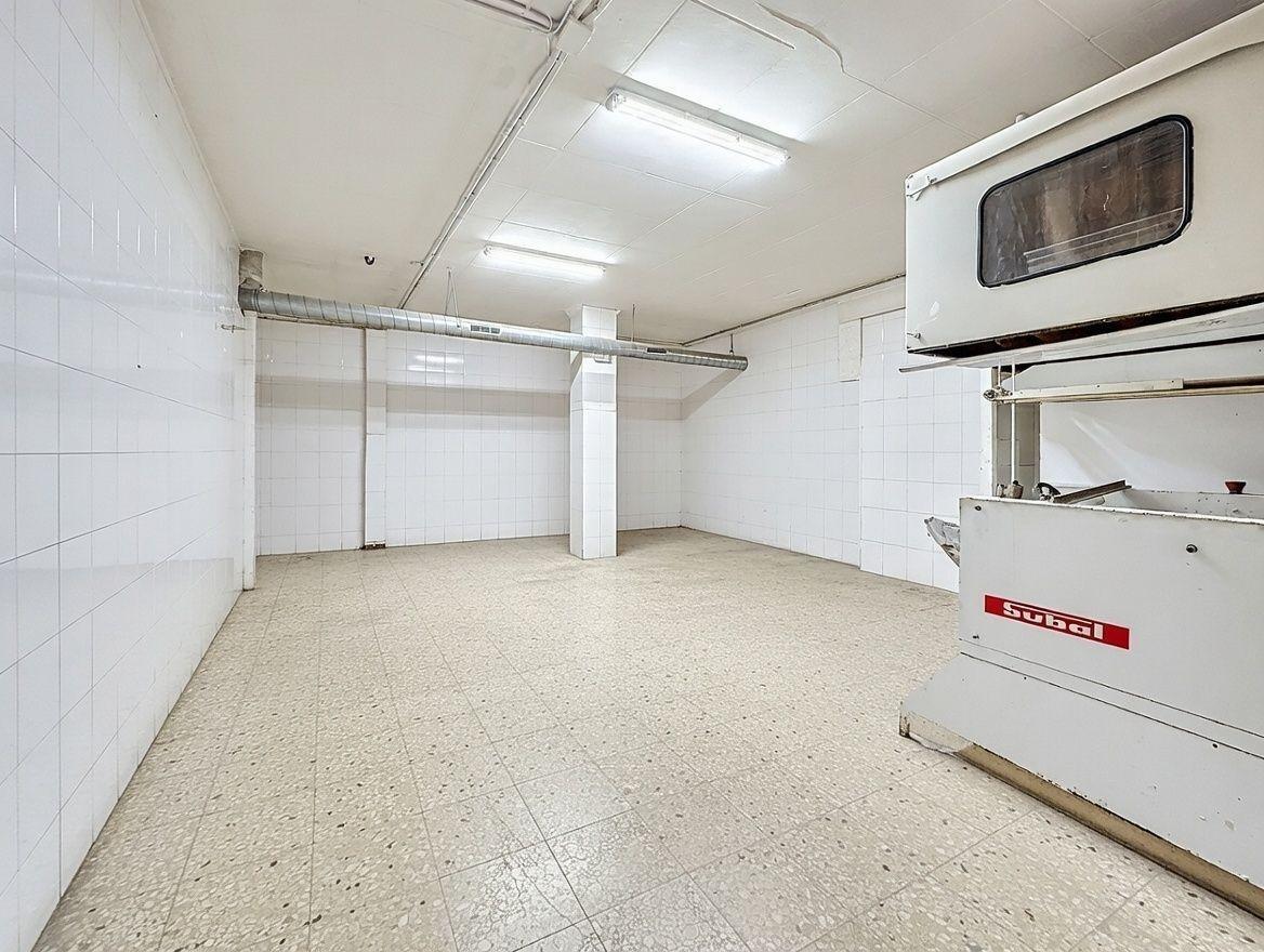 Oportunidad estratégica: local comercial de alto impacto en Valencia ? Zona La Saïdia