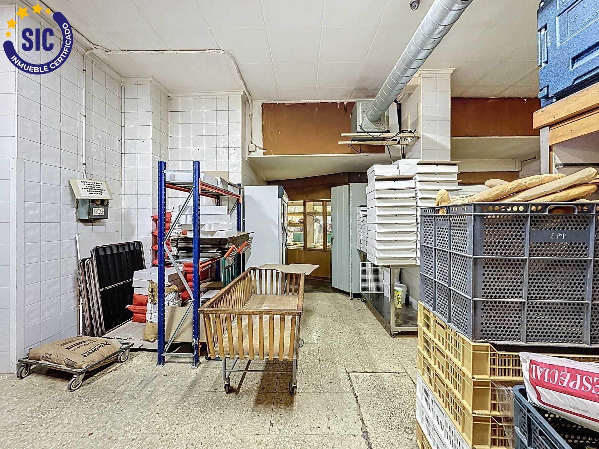 Oportunidad estratégica: local comercial de alto impacto en Valencia ? Zona La Saïdia