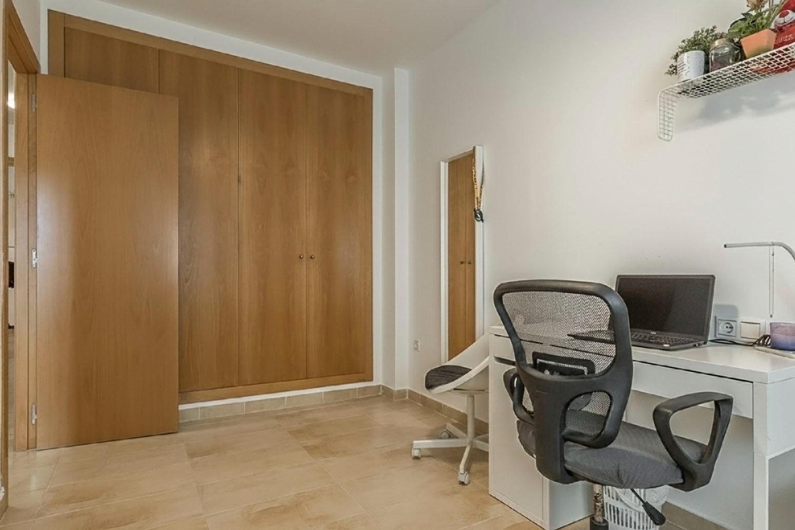 ¡OPORTUNIDAD! ¡VENTA ADOSADO con PISCINA en MACASTRE!