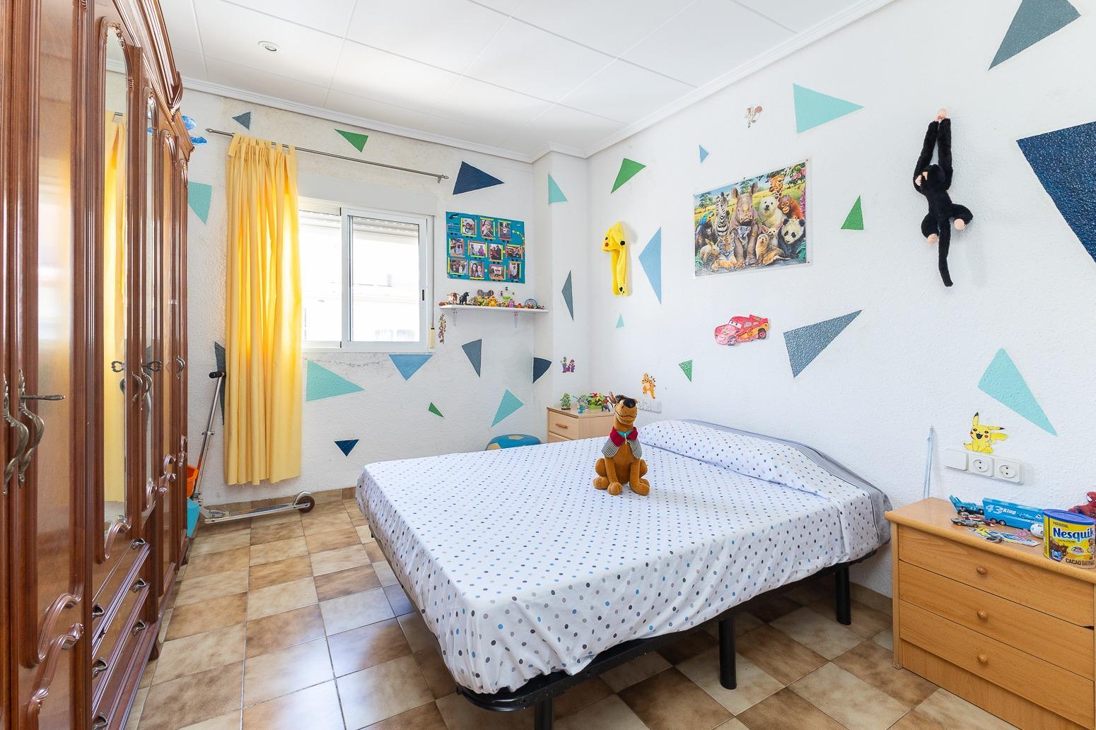 VENTA PISO EN MACASTRE, 2 HABITACIONES, CENTRICO Y AL MEJOR PRECIO