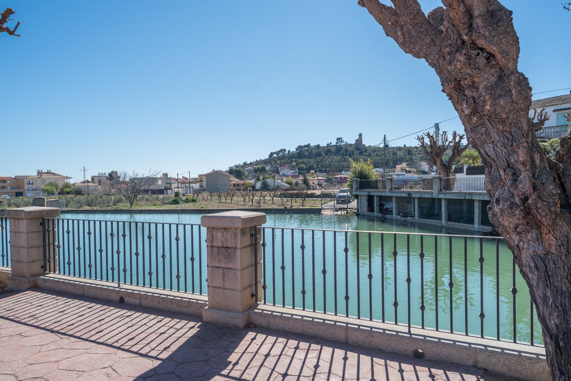 VENTA PISO EN MACASTRE, 2 HABITACIONES, CENTRICO Y AL MEJOR PRECIO