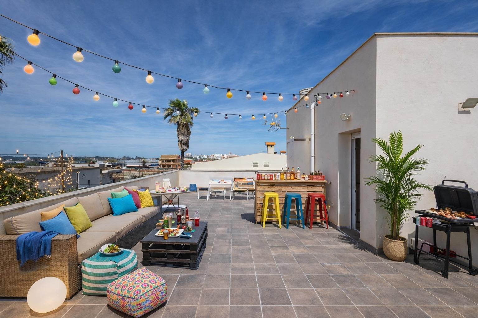 Chalet Independiente en Primera Línea de Playa: Tu refugio en Mareny de Barraquetes, Sueca, Valencia