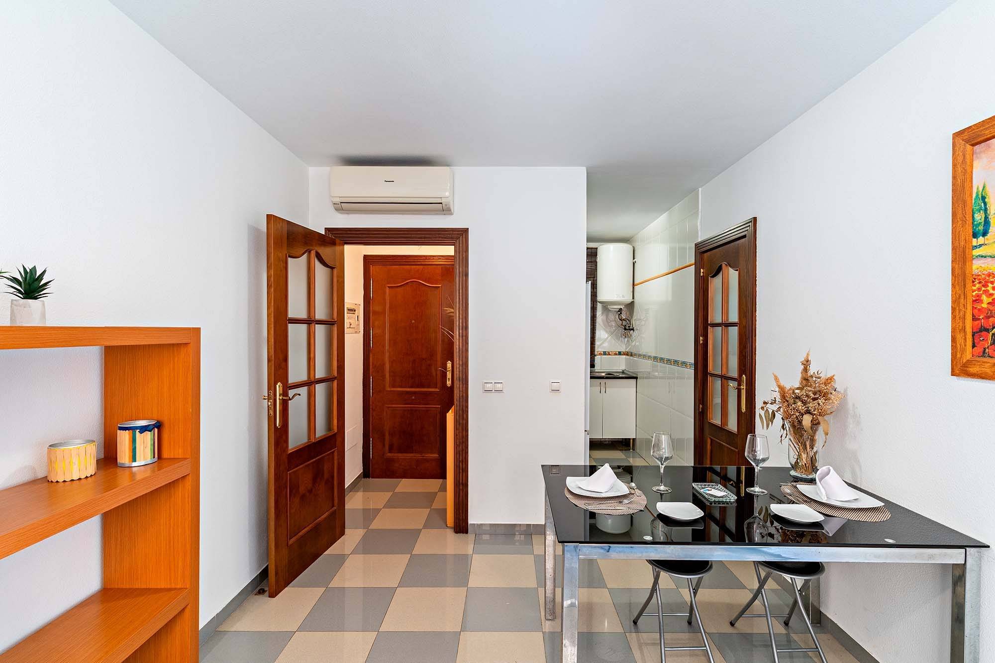 Encantadora Planta Baja en Roquetas de Mar, Ideal para Tu Nuevo Hogar