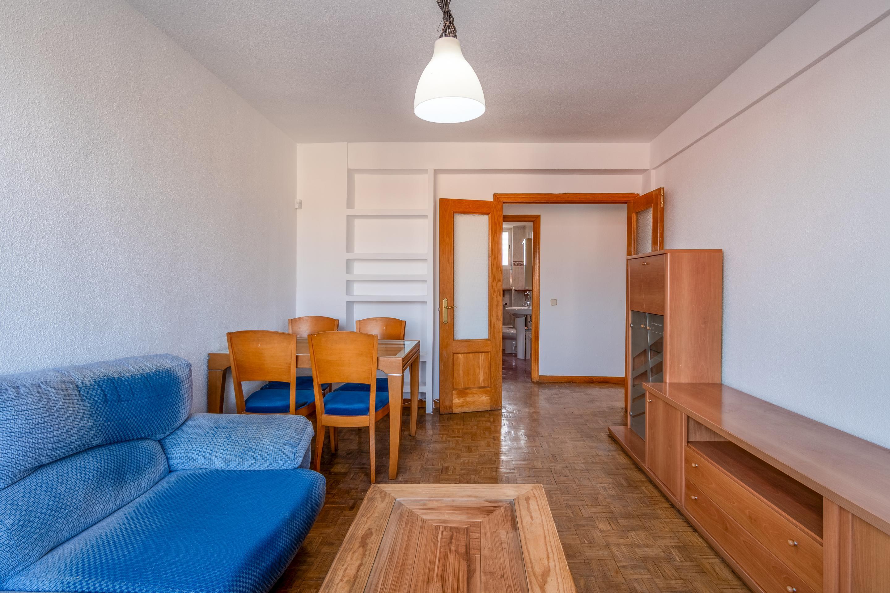 PISO EN VENTA EN CARABANCHEL