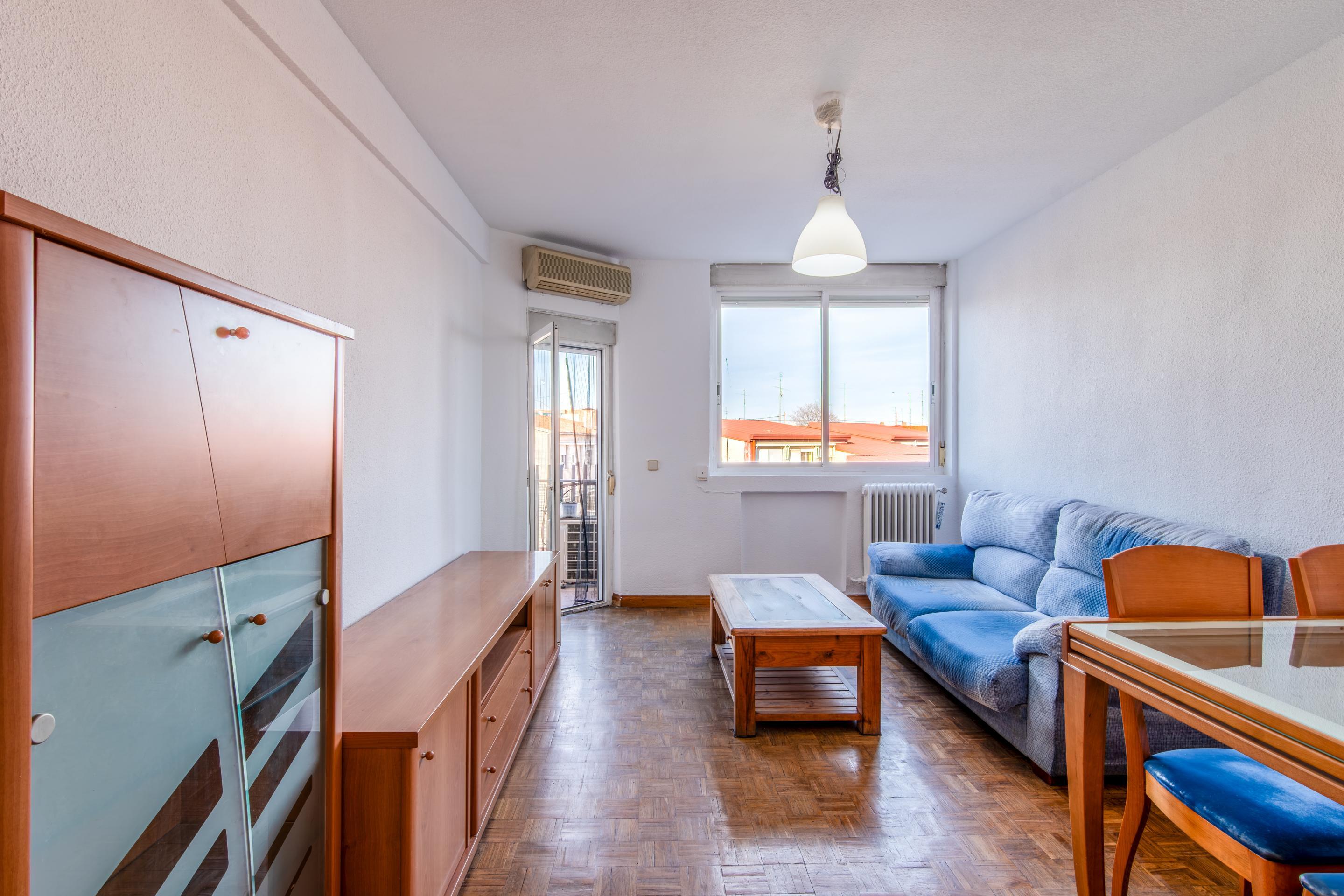 PISO EN VENTA EN CARABANCHEL