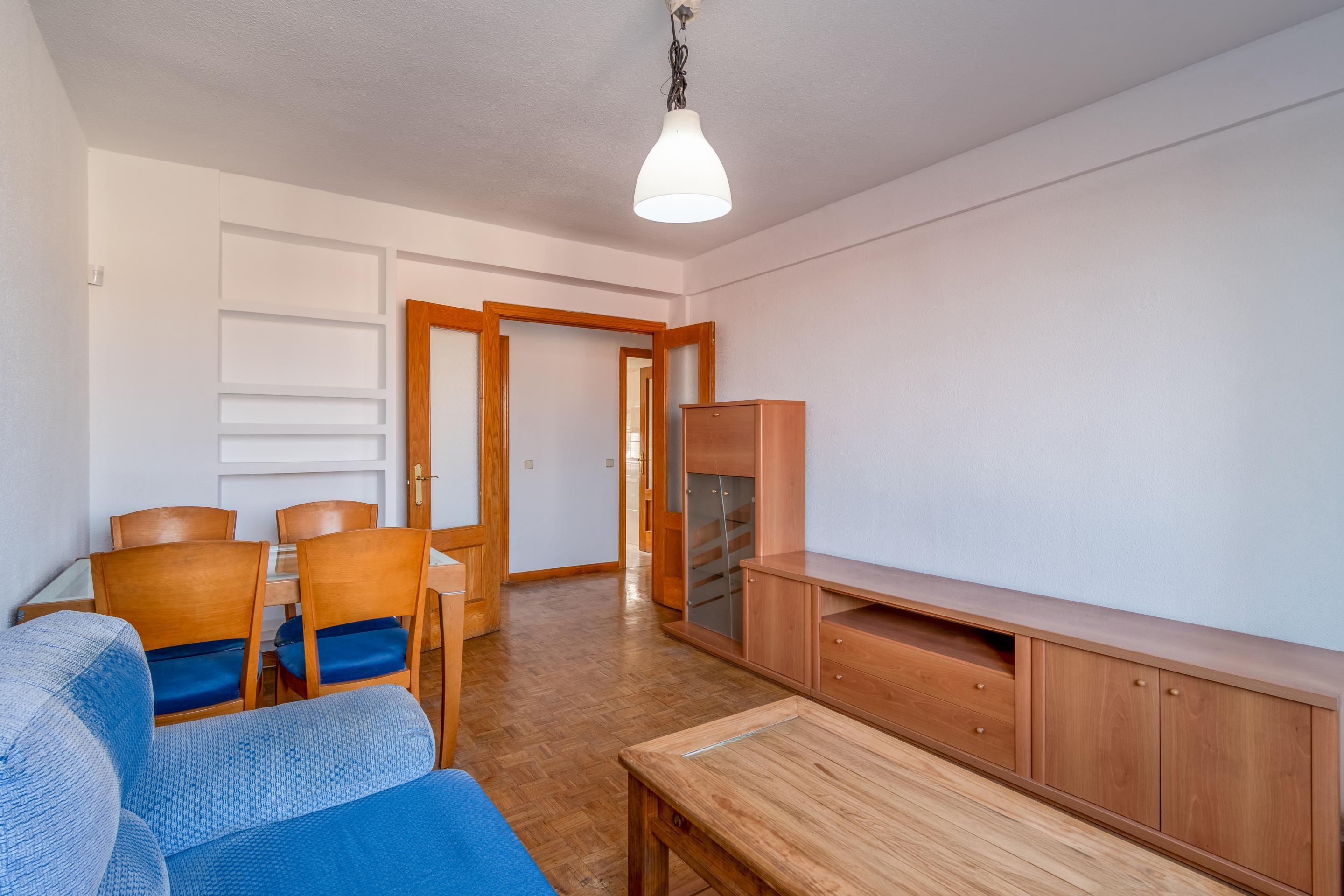 PISO EN VENTA EN CARABANCHEL