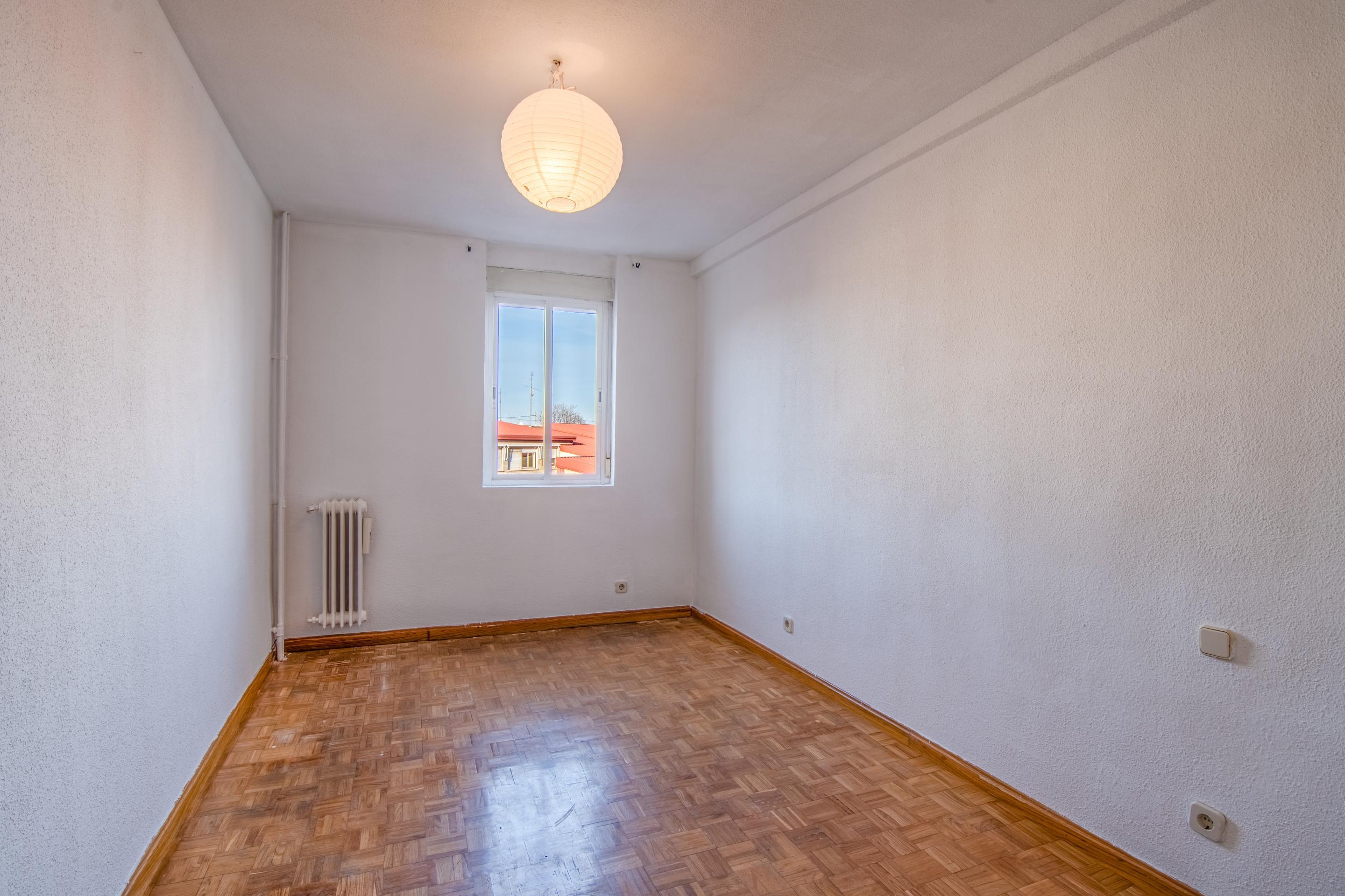 PISO EN VENTA EN CARABANCHEL