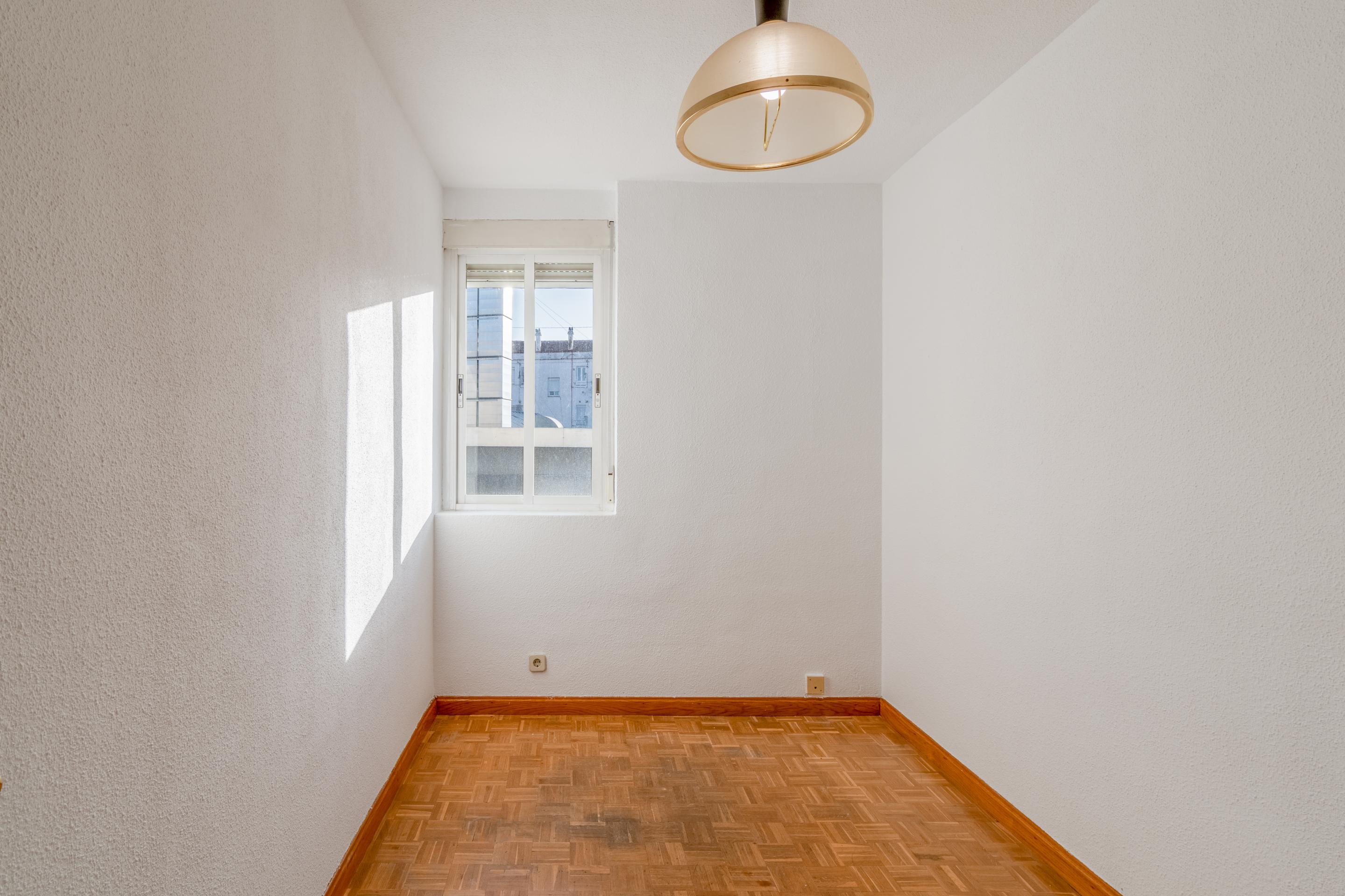 PISO EN VENTA EN CARABANCHEL