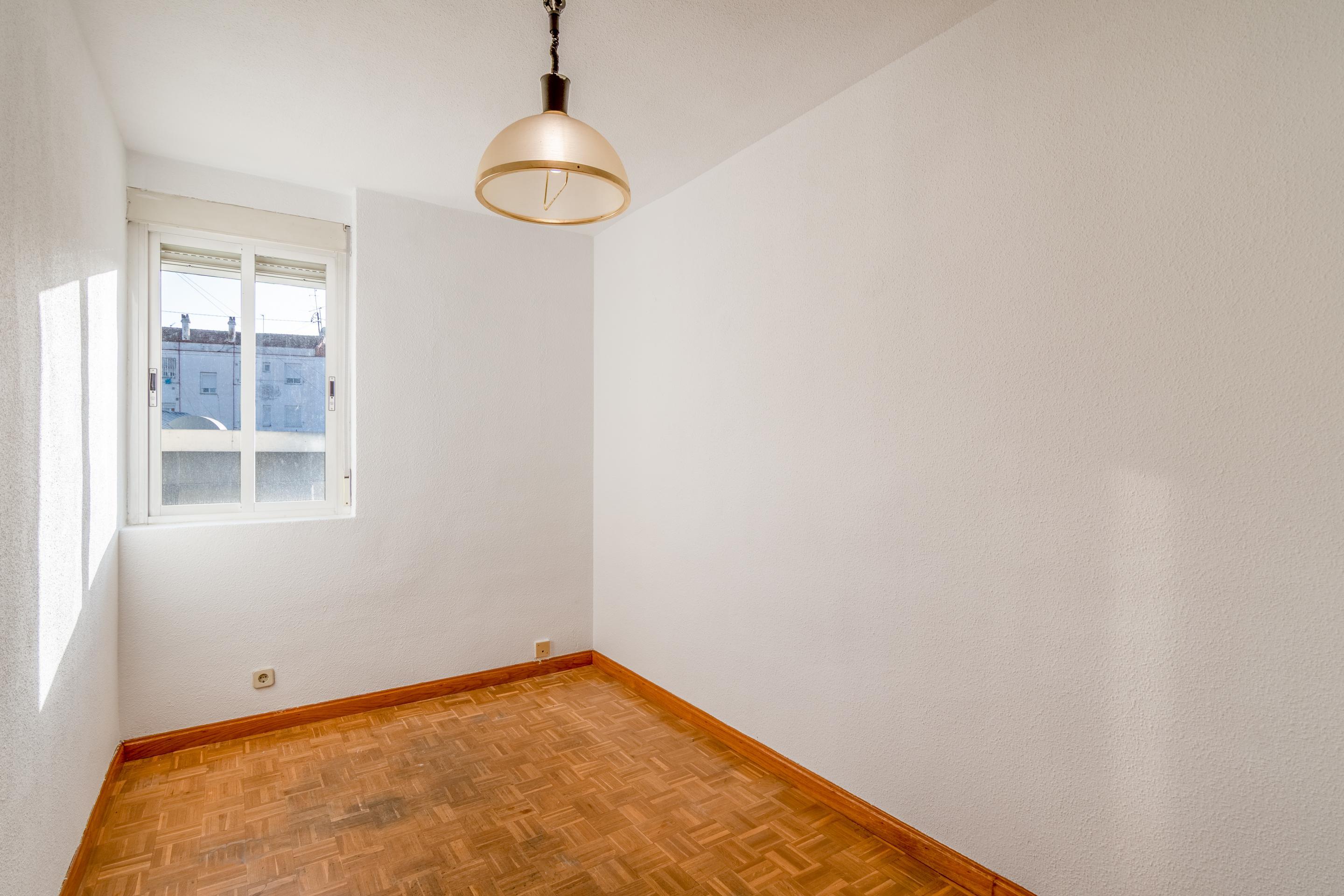 PISO EN VENTA EN CARABANCHEL