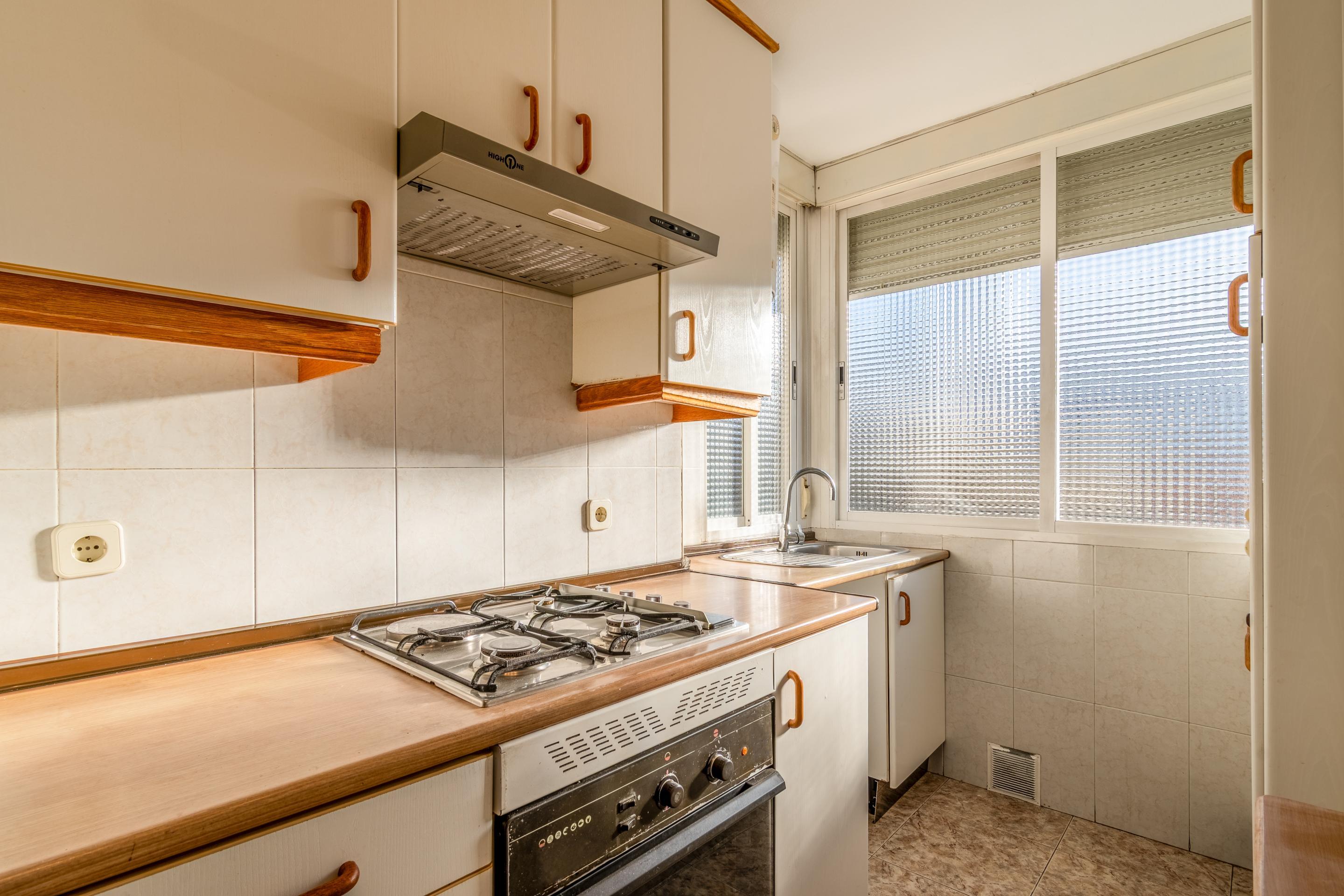 PISO EN VENTA EN CARABANCHEL