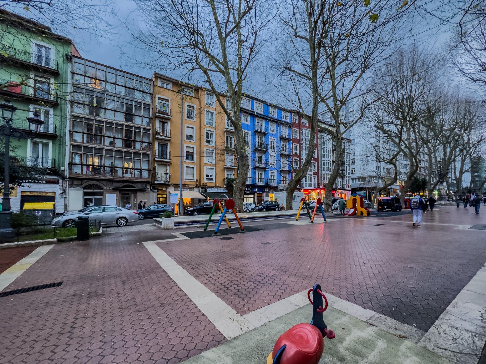 Exclusivo piso en el corazón de Santander ? Zona Vargas / San Fernando