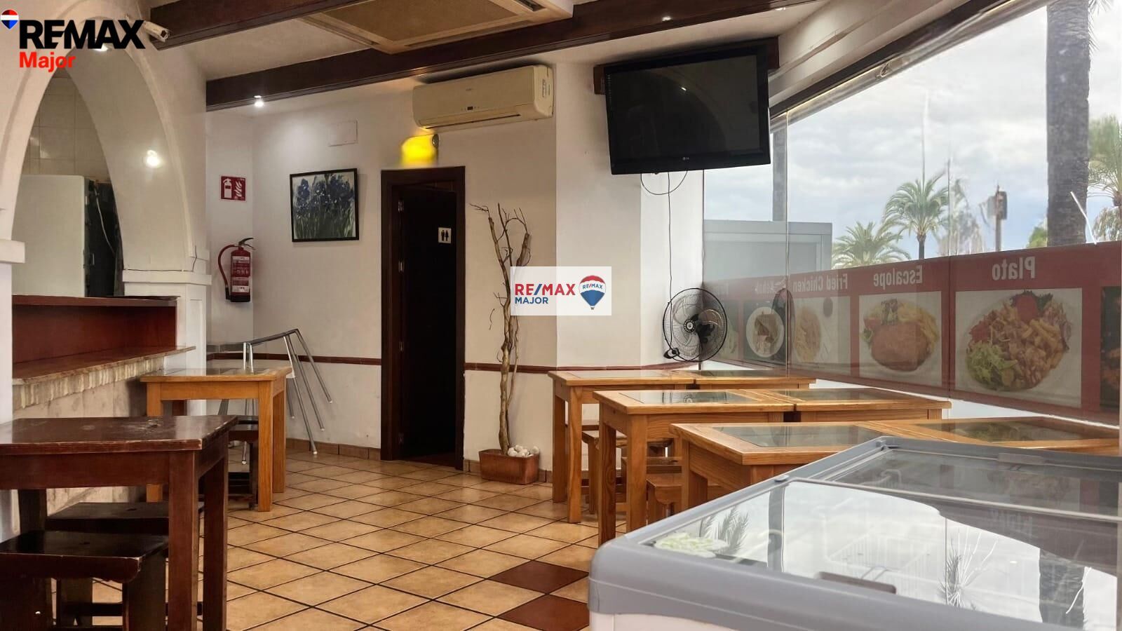 ¡TRASPASO DE NEGOCIO DE ÉXITO EN PUERTO ALCUDIA! ???