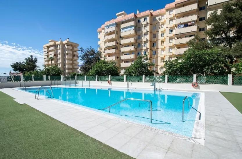 Pisos-Venta-BenalmÃ¡dena-2033165-Foto-9