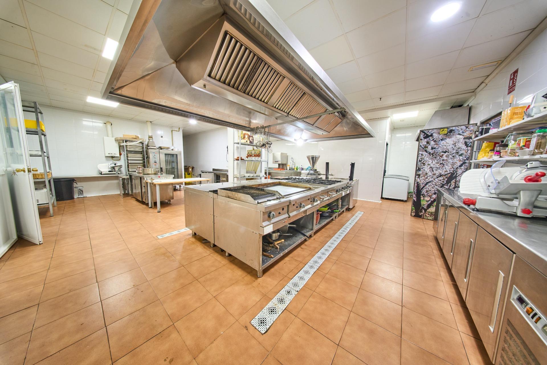 Negocios-Venta-Castillo de LocubÃ­n-2113695-Foto-27