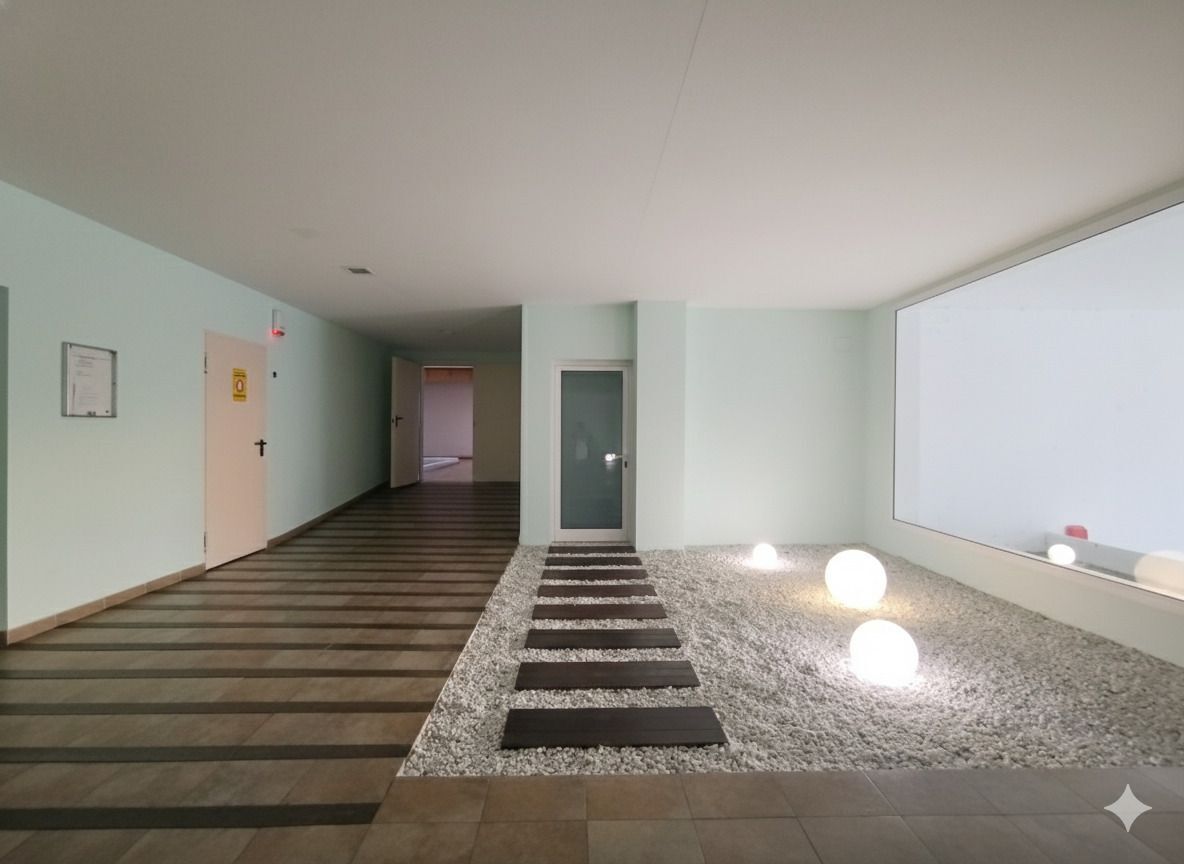 Bonito y moderno apartamento con jardín privado y piscina comunitaria en Roses