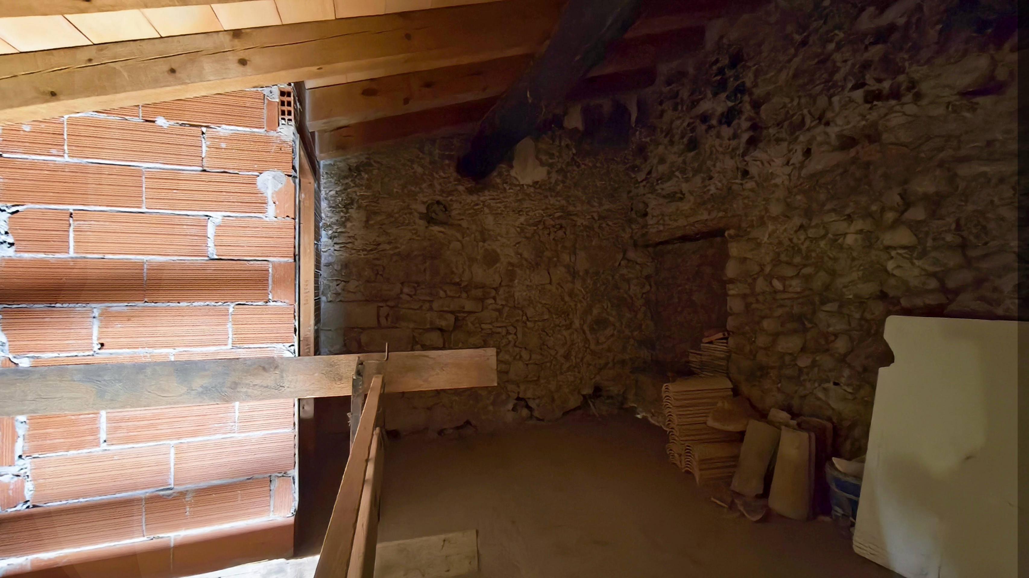 CASA PER REFORMAR A LA VAJOL