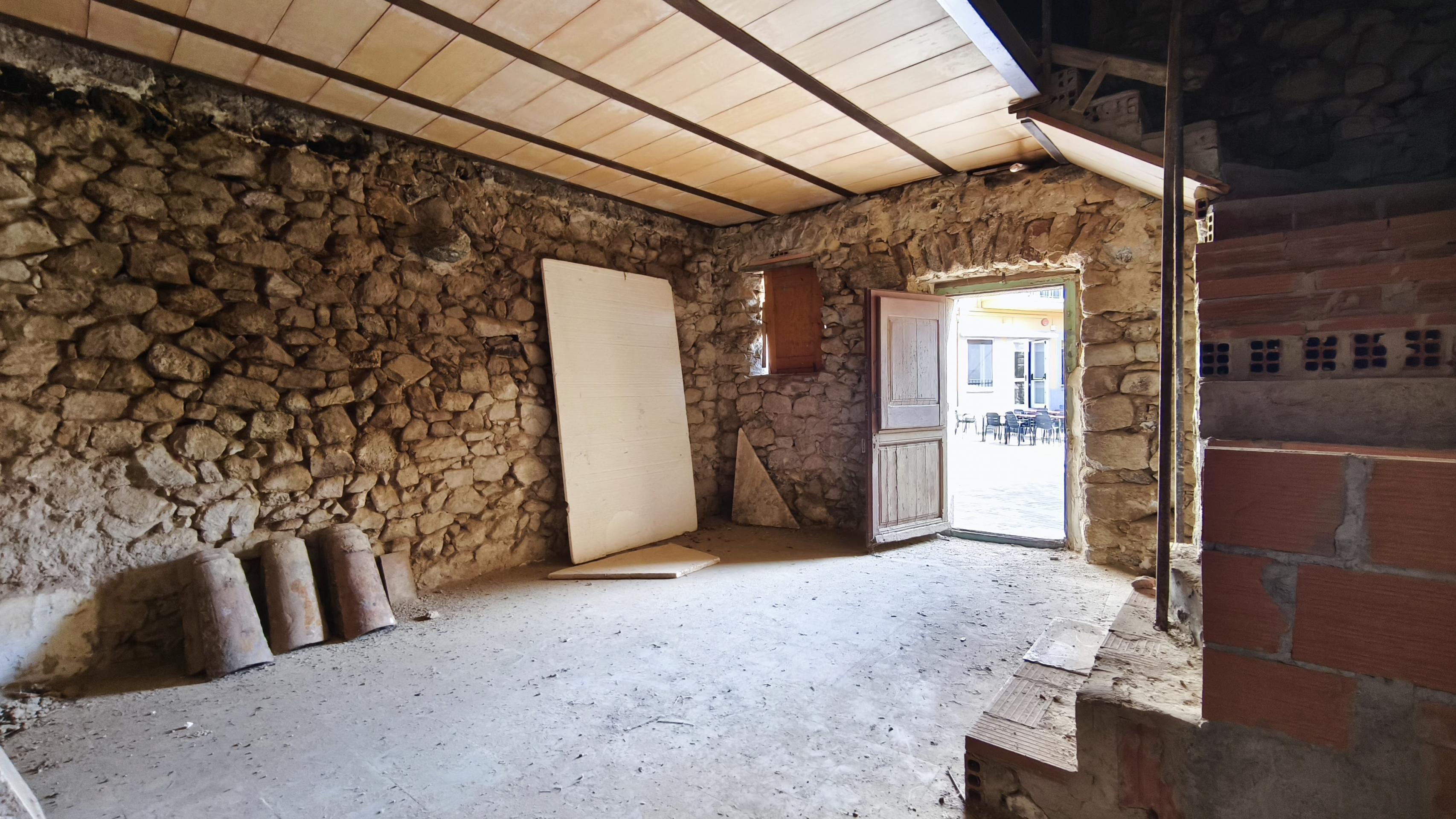 CASA PER REFORMAR A LA VAJOL