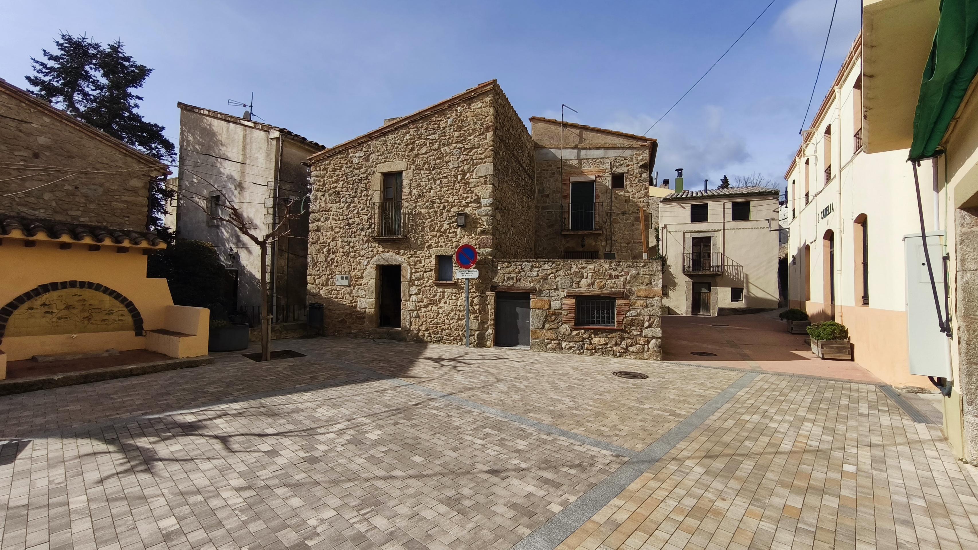 CASA PER REFORMAR A LA VAJOL