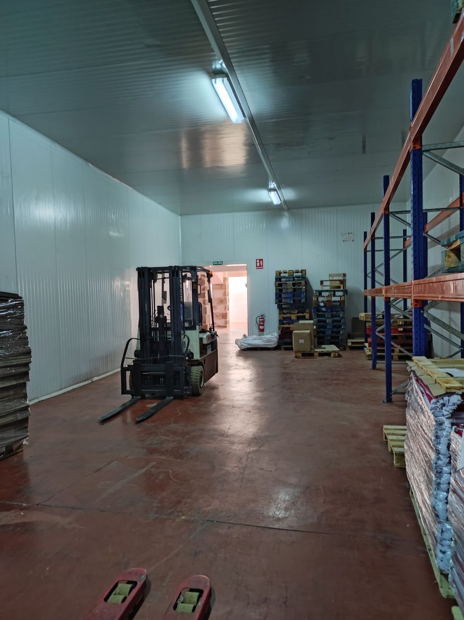 Naves in Aldeanueva del Camino