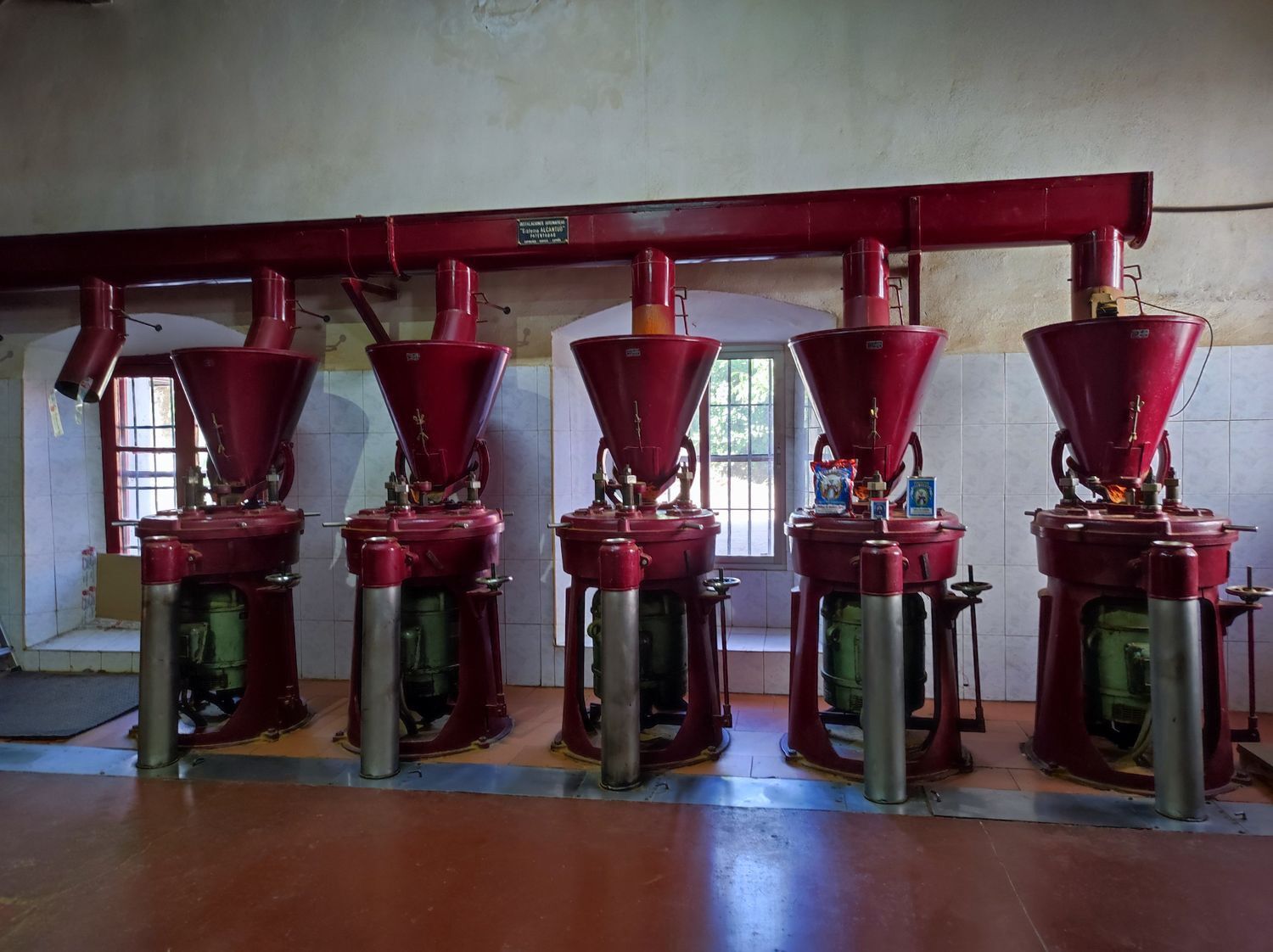 Naves in Aldeanueva del Camino