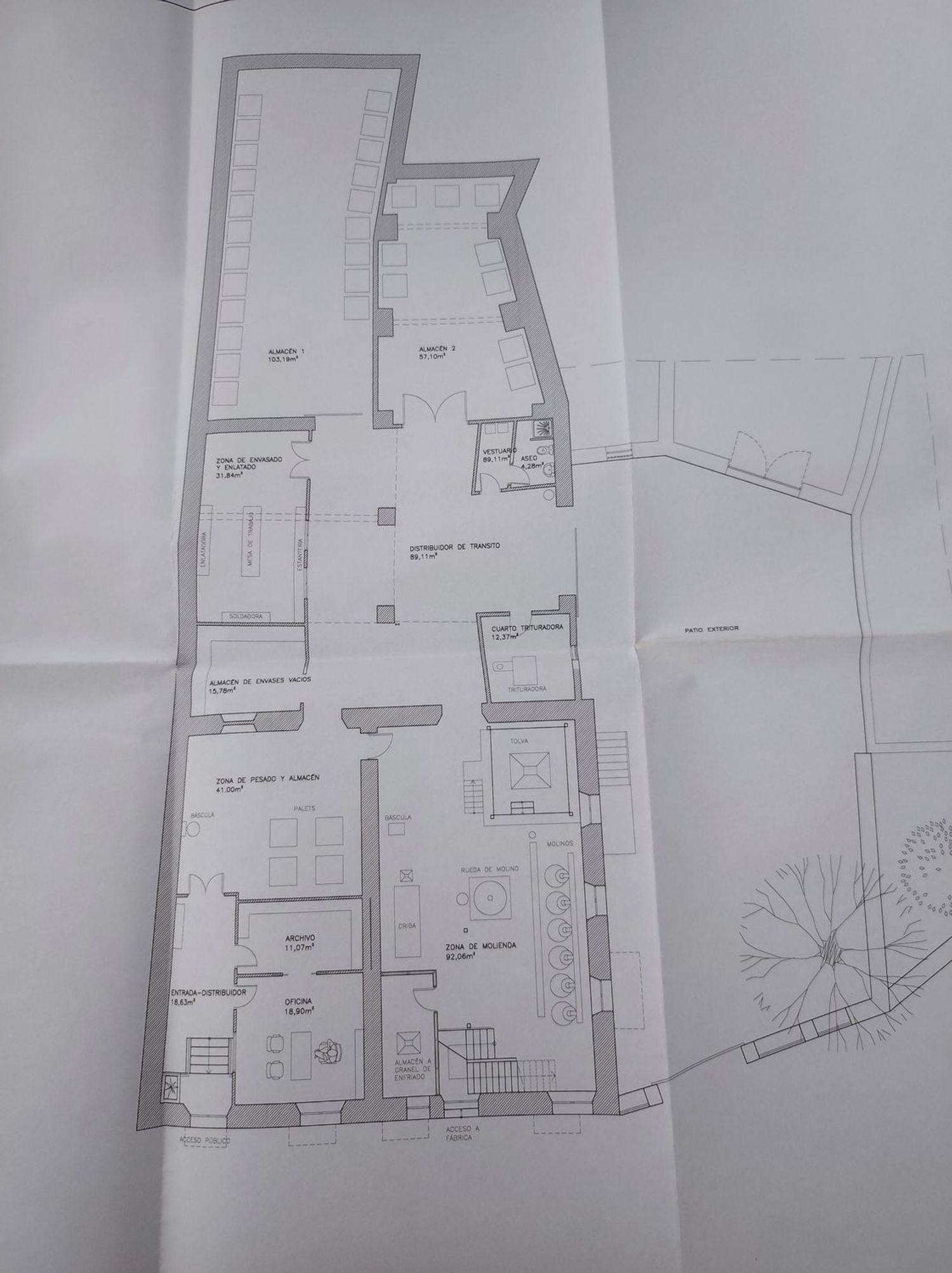 Naves in Aldeanueva del Camino